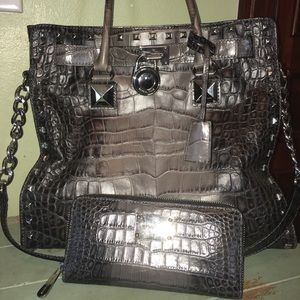 Michael Kors Purse & Wallet